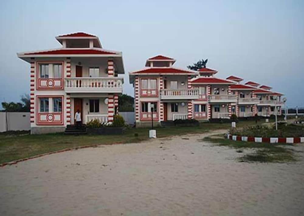 United-21 Beach View Mandarmoni