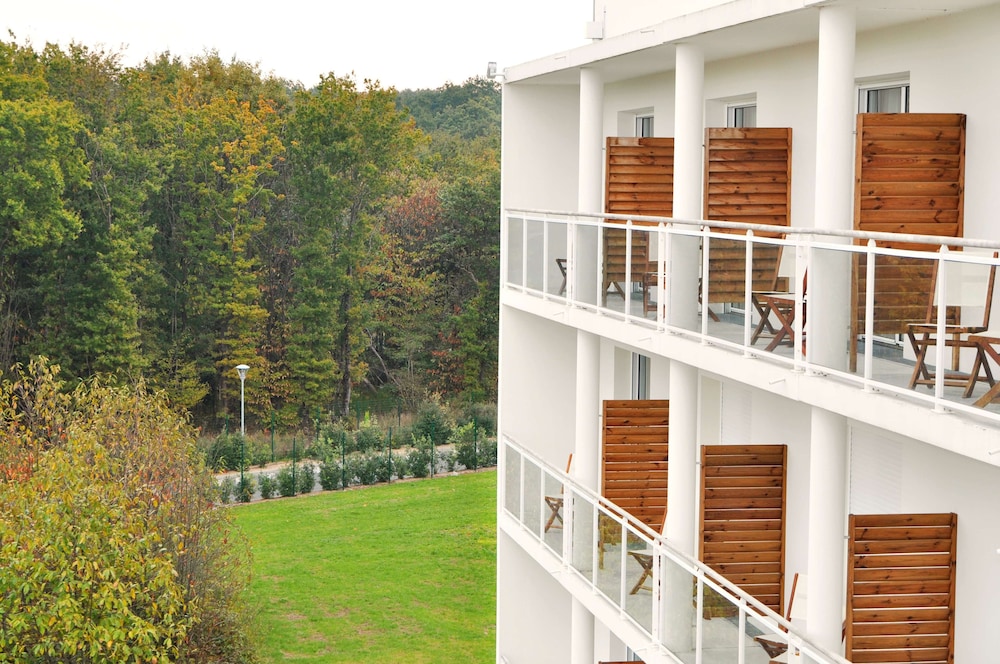 Golden Tulip Nantes Carquefou Suites