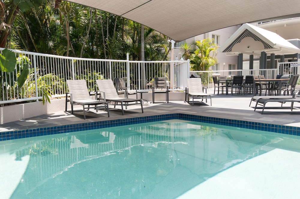 Costa D'ora Apartments