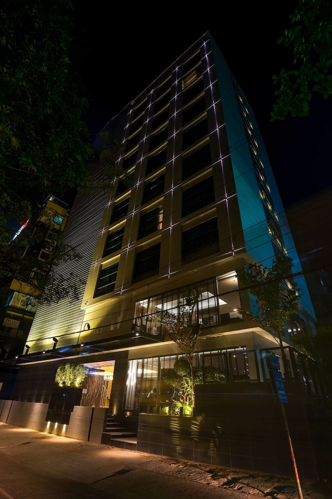 Best Western Plus Maple Leaf