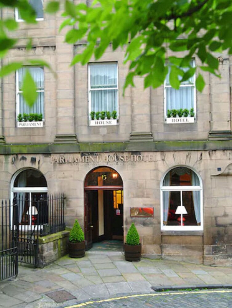Parliament House Hotel