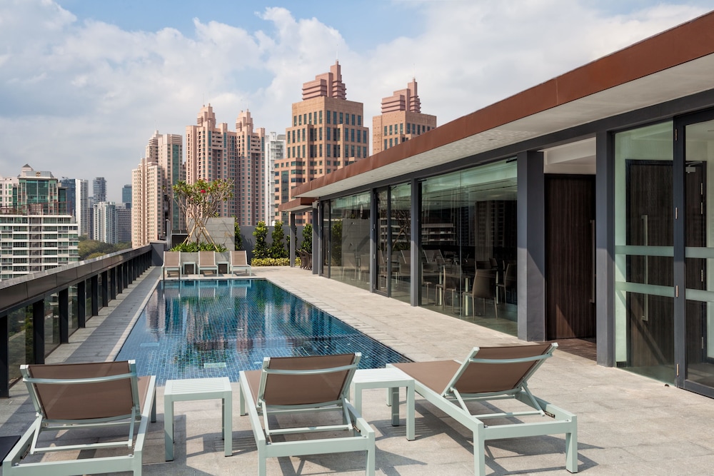 Louis Kienne Serviced Residences