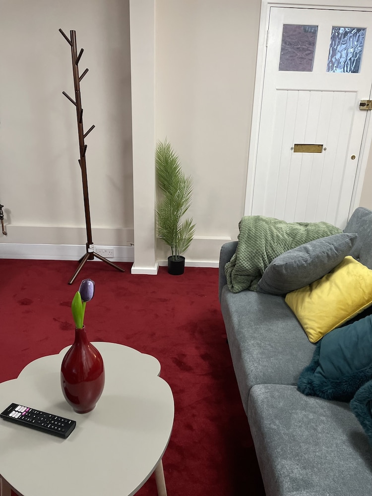 Delightful & Lovely 1-bed Apartment in Sevenoaks