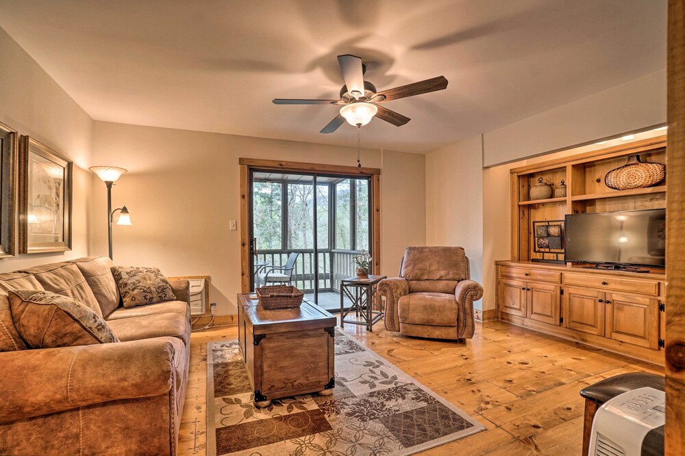 Rustic Big Canoe Condo w/ Lake, Golf Course Access