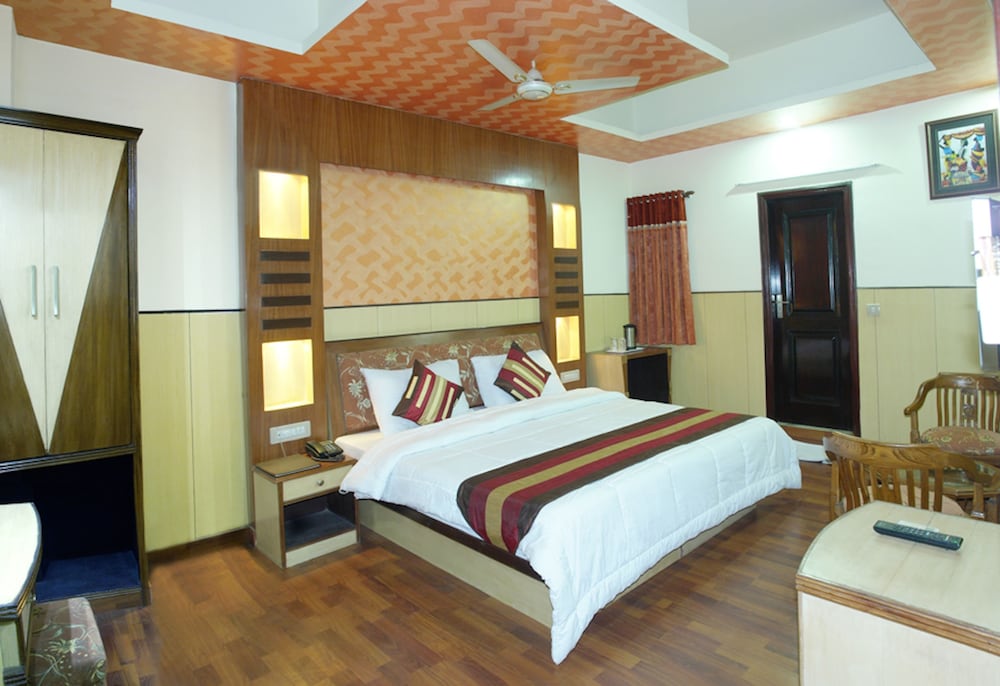 Hotel Karat 87 Inn