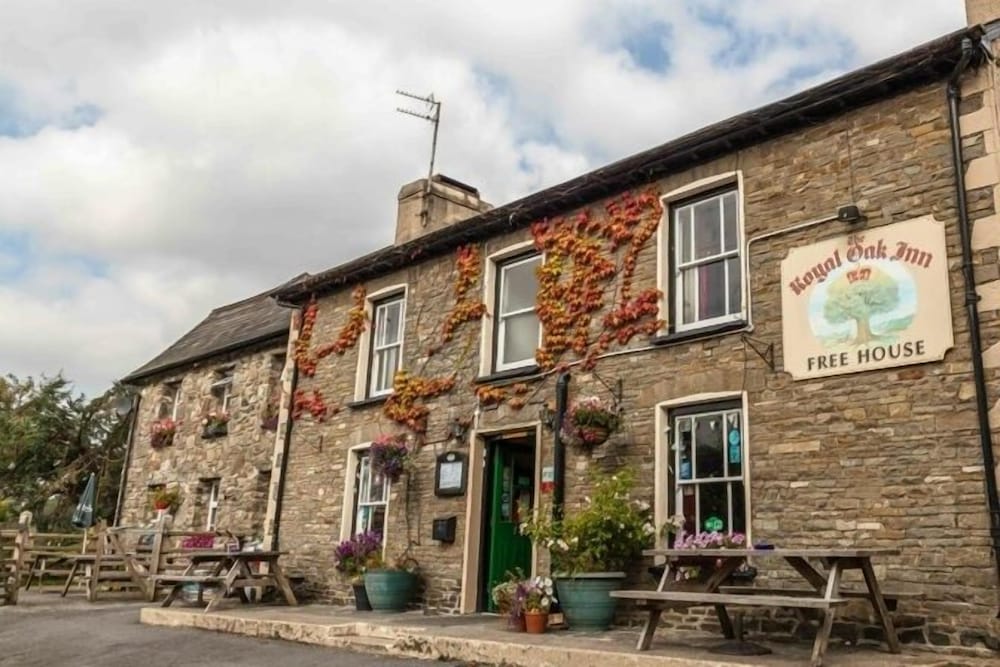 The Royal Oak Inn