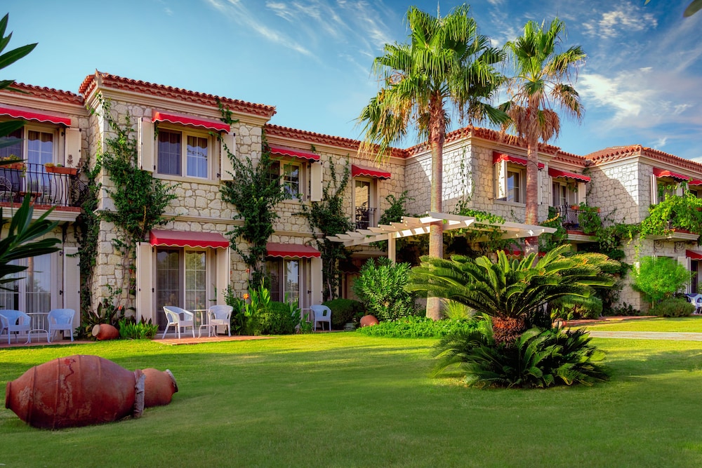 Kairaba Alacati Beach Resort
