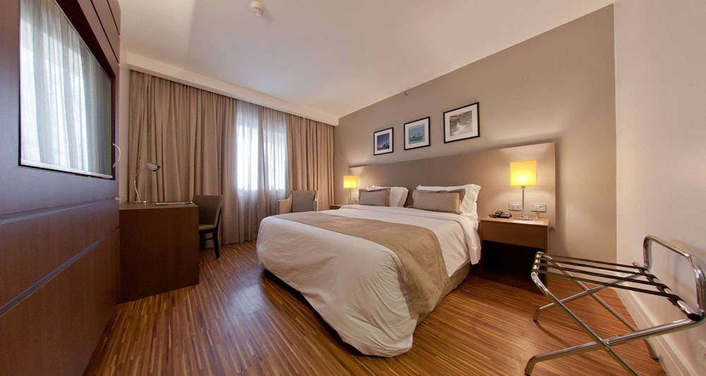 Golden Tulip Sao Jose Dos Campos