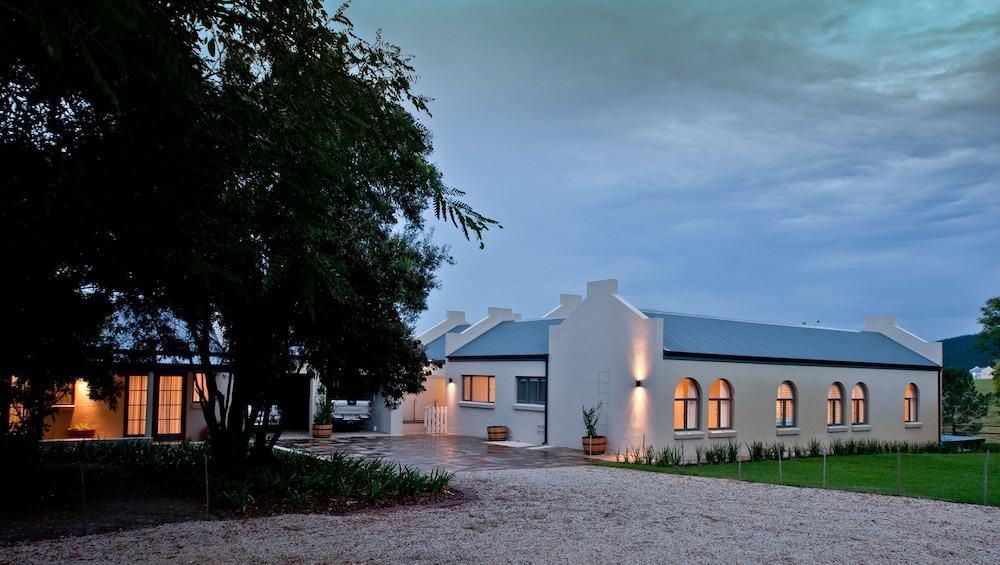 Country House at Kay & Monty