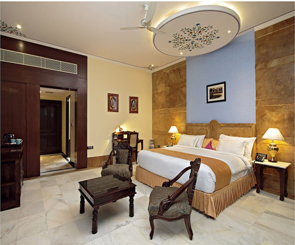 Talai Bagh Palace