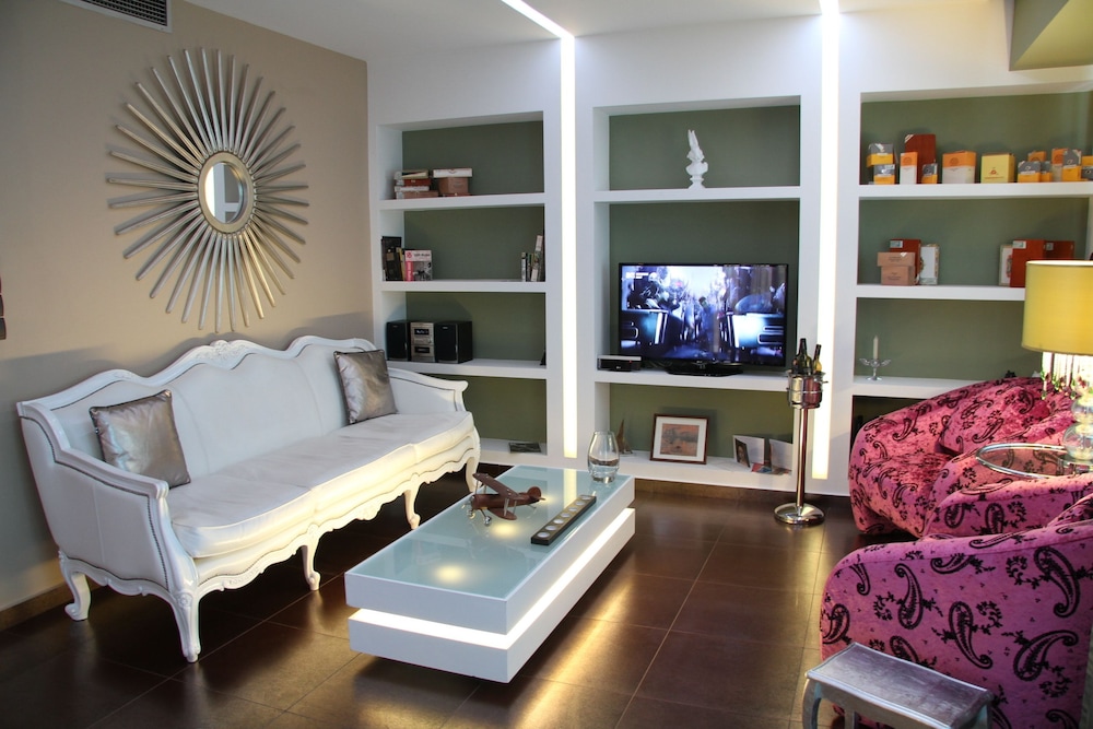 Andromeda Suites and Apartments
