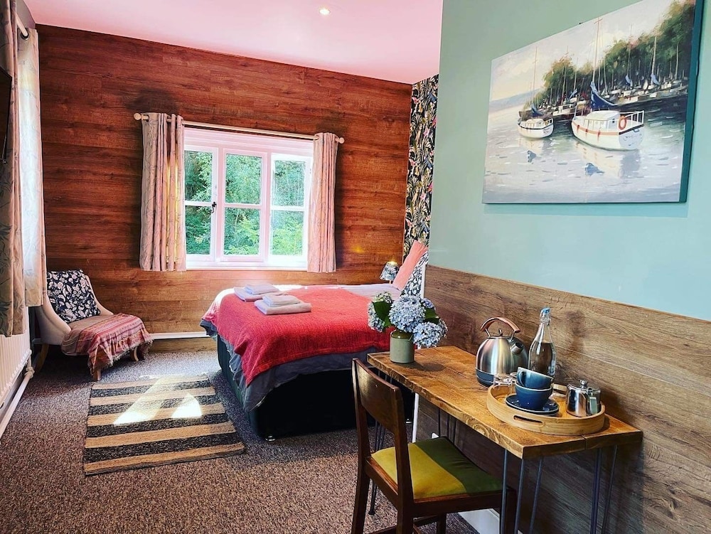 Cottage Inn