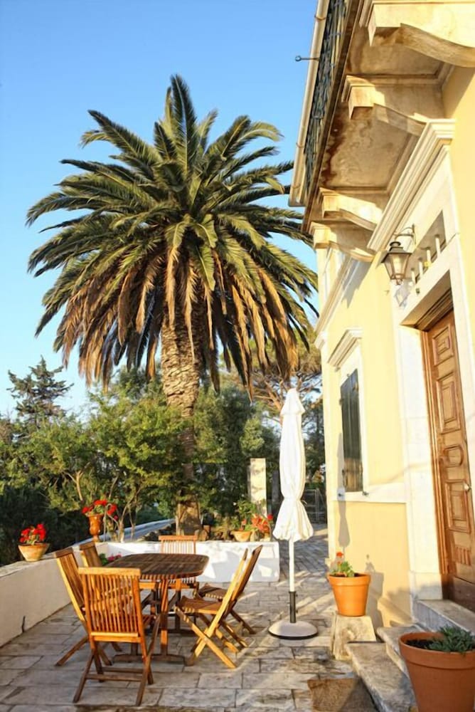 Stemar Luxury Villas