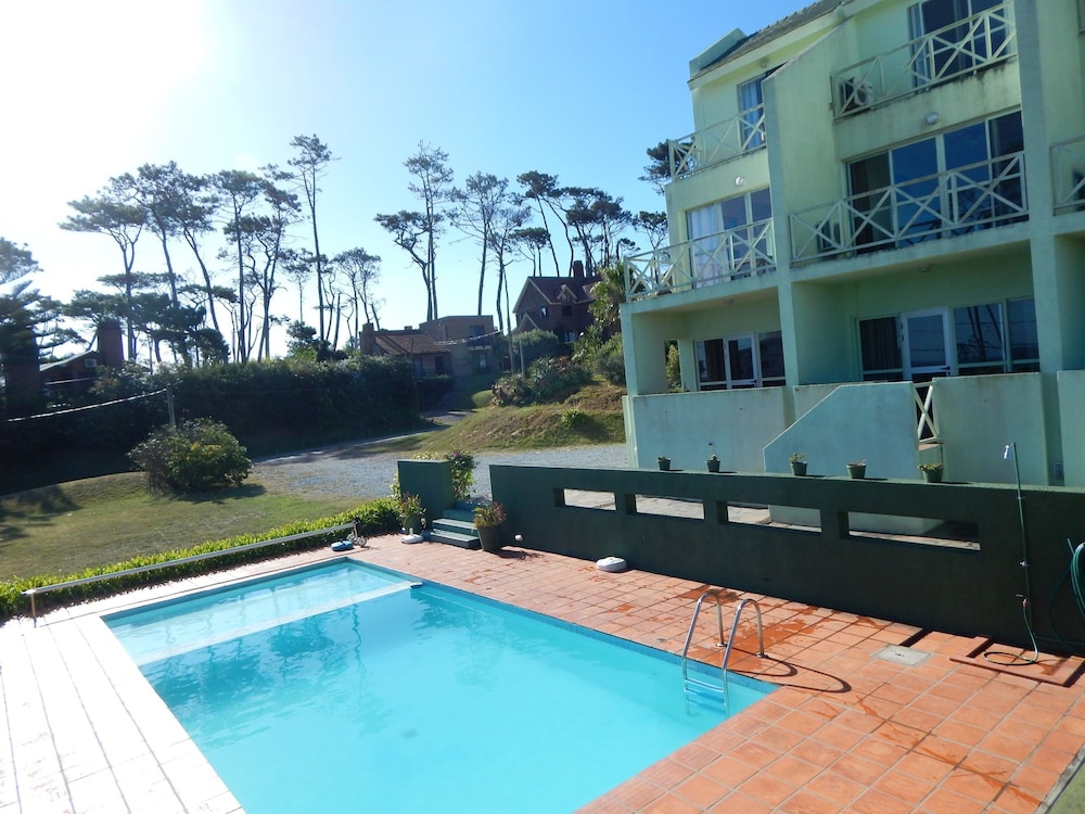 Costa Pinar Apartamentos