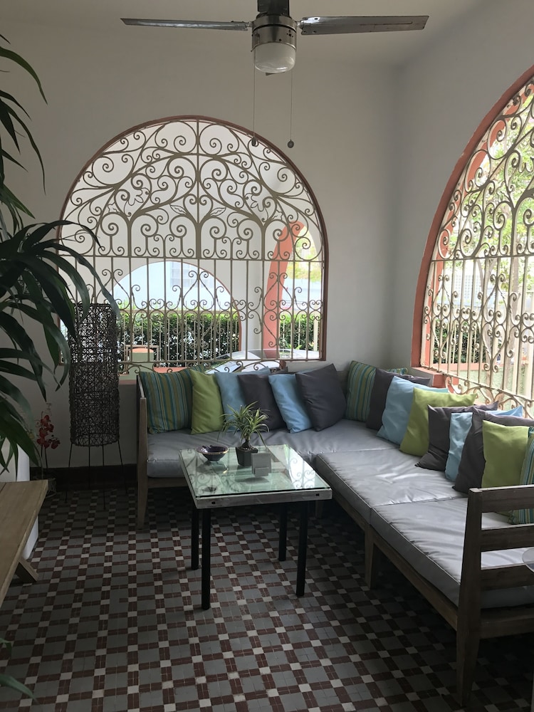 Casa Isabel Bed & Breakfast