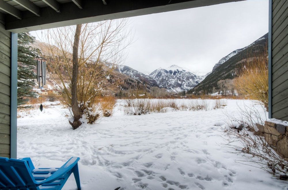 Buena Vista at Riverside 2 Bedroom Condo by Accommodations in Telluride
