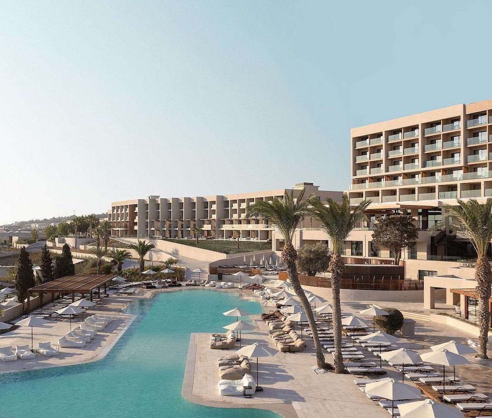 Helea Family Beach Resort