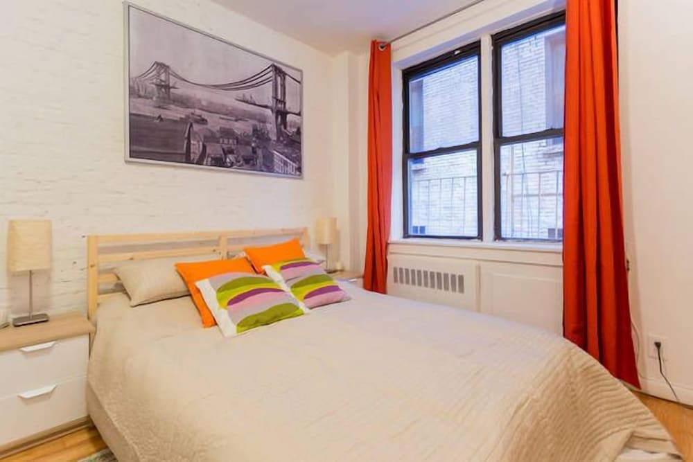 Beautiful Studio Near Central Park