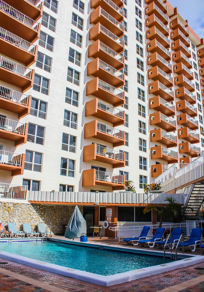 Fort Lauderdale Beach Resort by VRI Americas