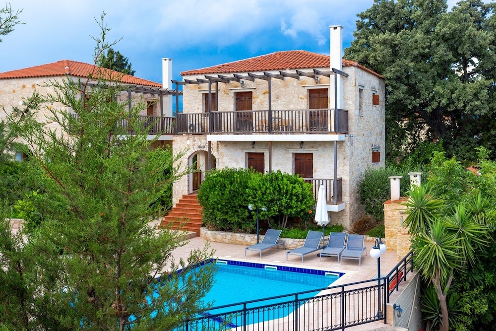 Douliana Villas