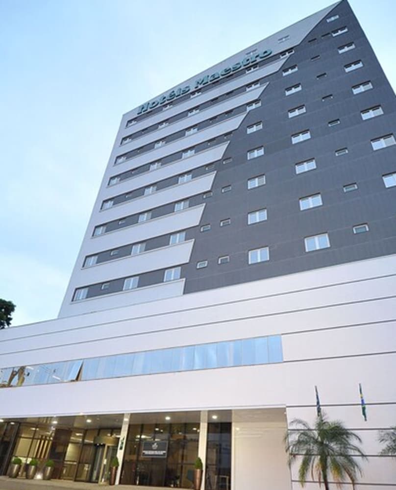 Hotel Maestro Premium Cascavel