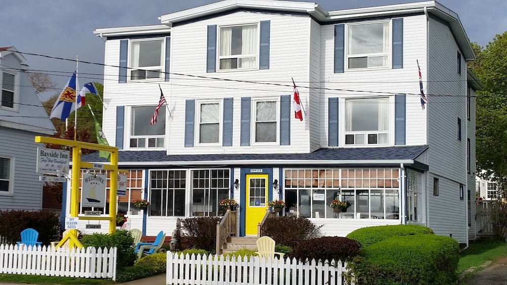 Bayside Inn