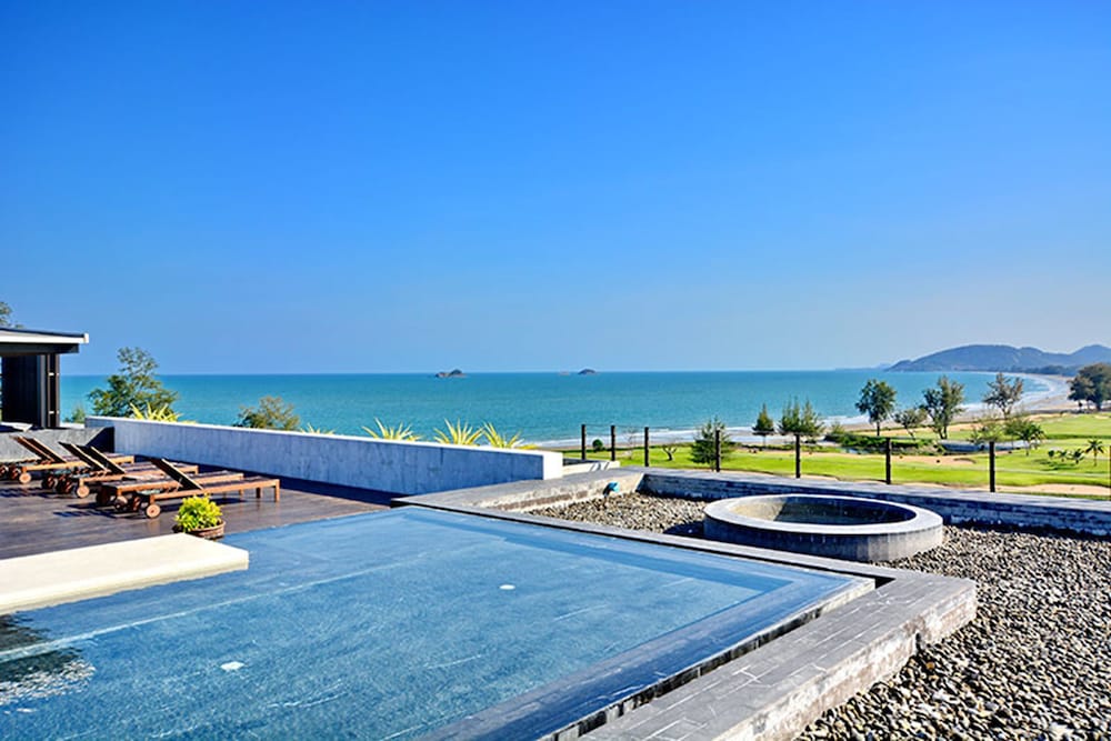The Sanctuary Hua Hin by Puppap