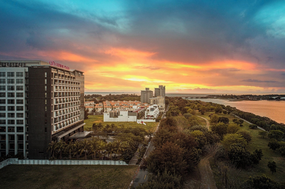 Crowne Plaza Tainan, an IHG Hotel