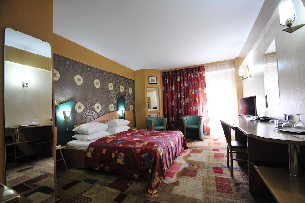 Hotel Ambassador