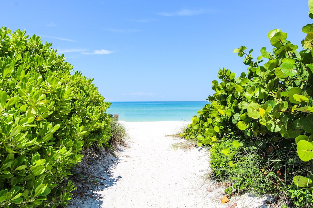 Seabreeze at Anna Maria Island Inn