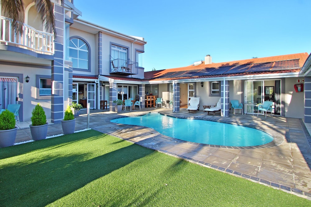 Atlantic Beach Villa