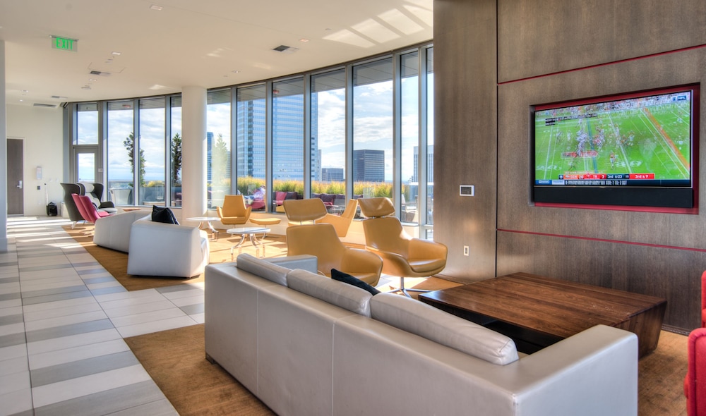 Furnished Apartments on Pine Street