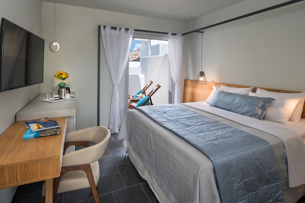 Meltemi Excelsior Suites and Spa