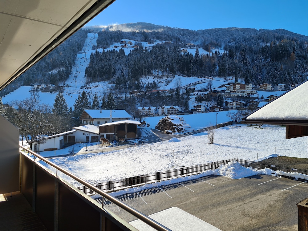 Aparthotel AlpTirol