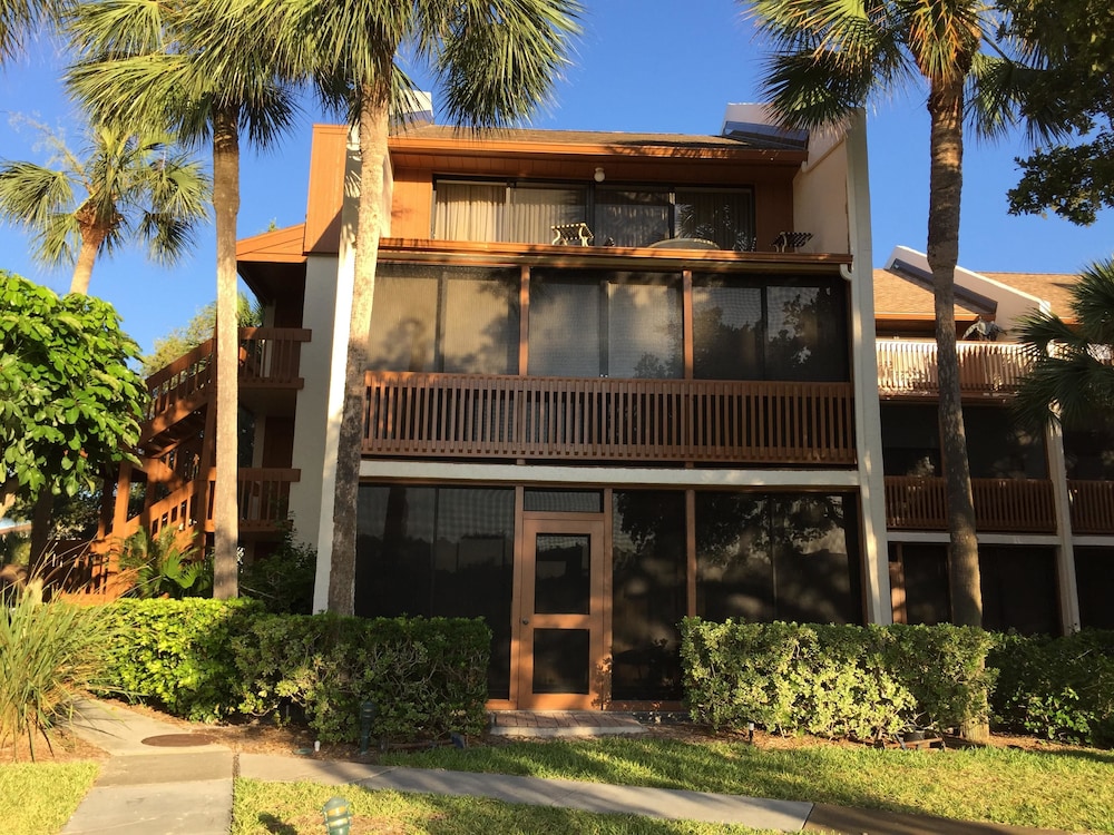 Cove II 414F 2 Bedroom Condo By Midnight Cove II