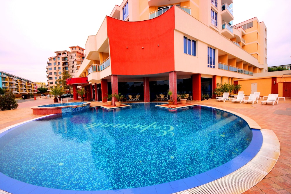 Menada Apartments in Sunny Beach