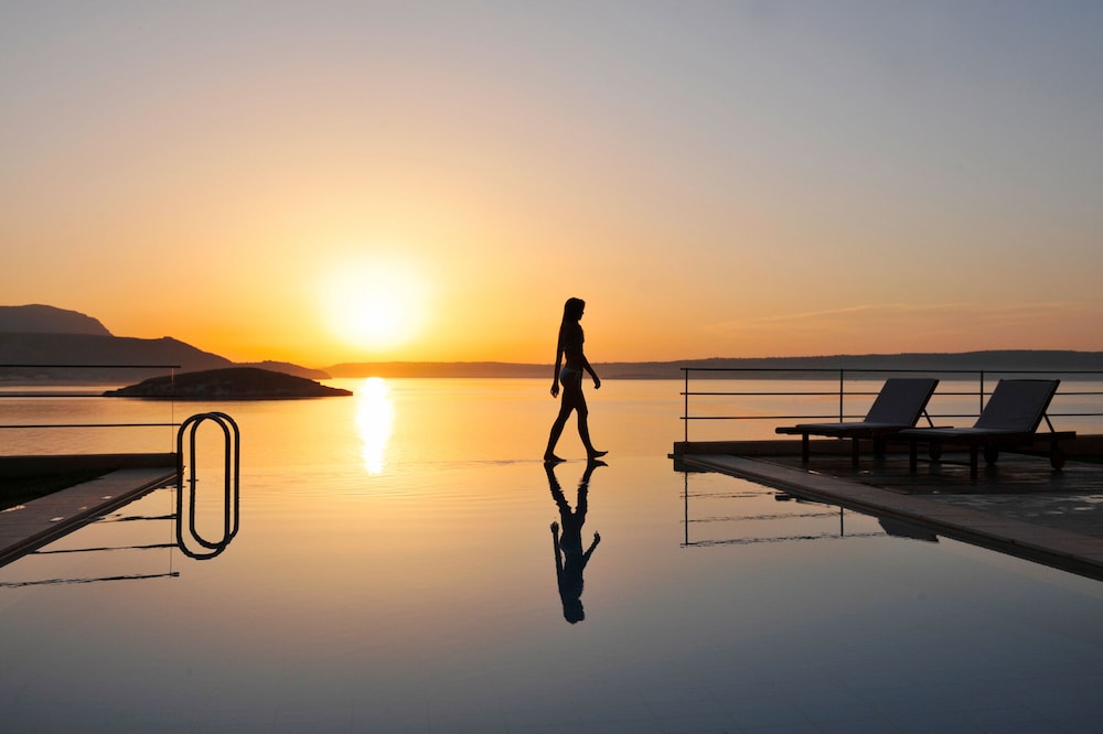 Sk Place Crete Luxury Seafront Villas