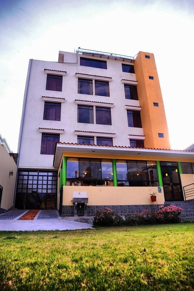 Mistiko Hotel