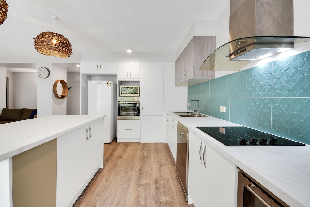 Lahaina Apartments