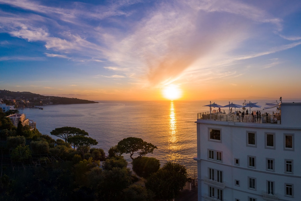 Hotel Mediterraneo