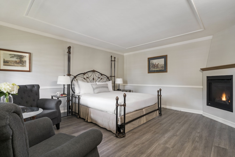 Coachman's Inn, A Four Sisters Inn