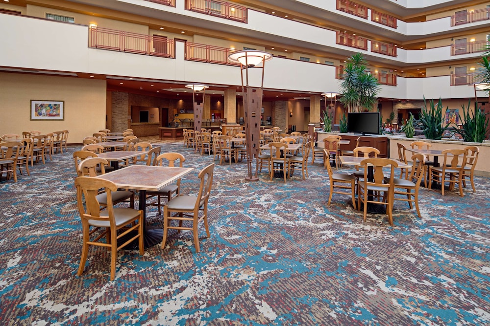 Embassy Suites by Hilton Albuquerque