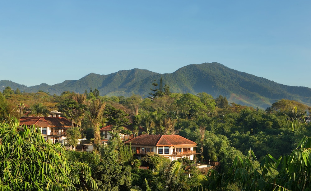 Novus Giri Resort & Spa