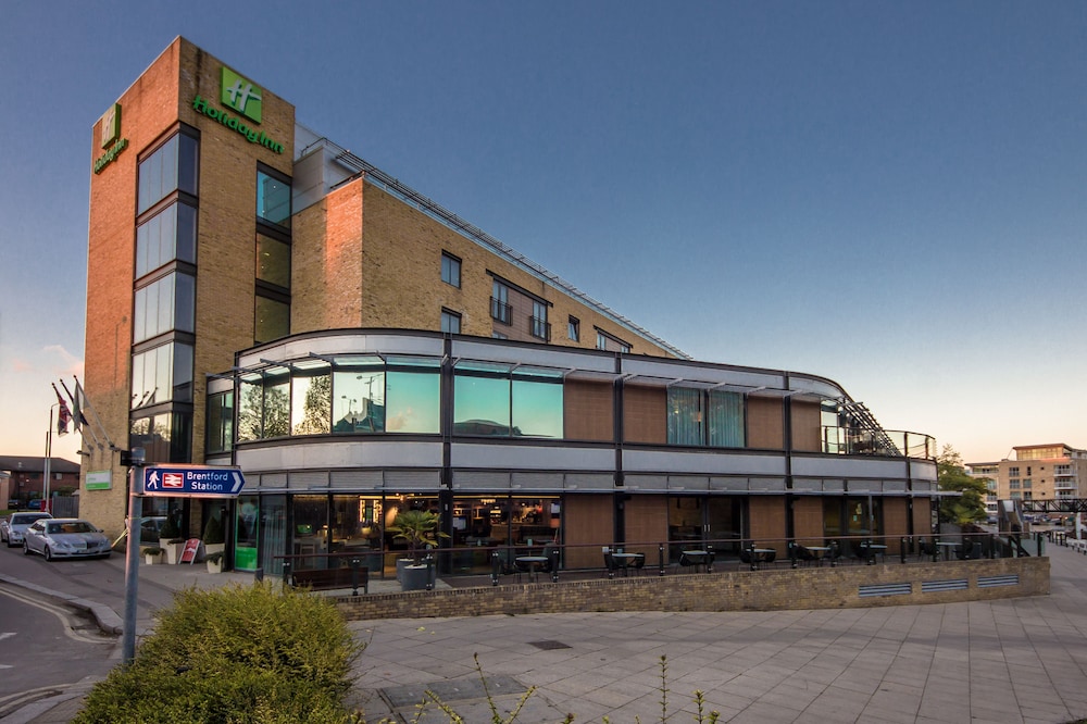 Holiday Inn Brentford Lock, an IHG Hotel