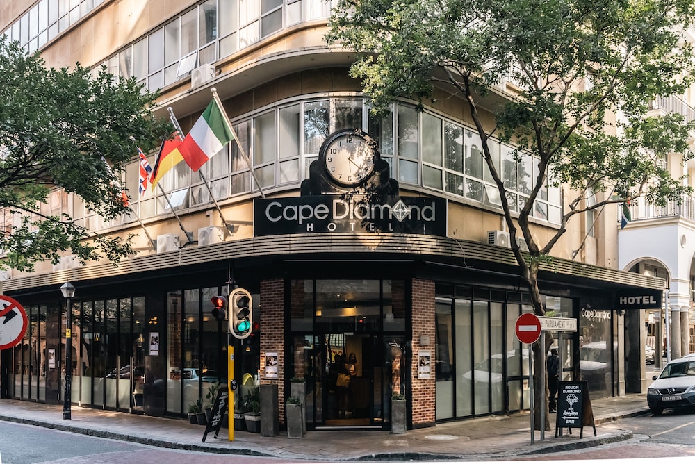 Cape Diamond Boutique Hotel