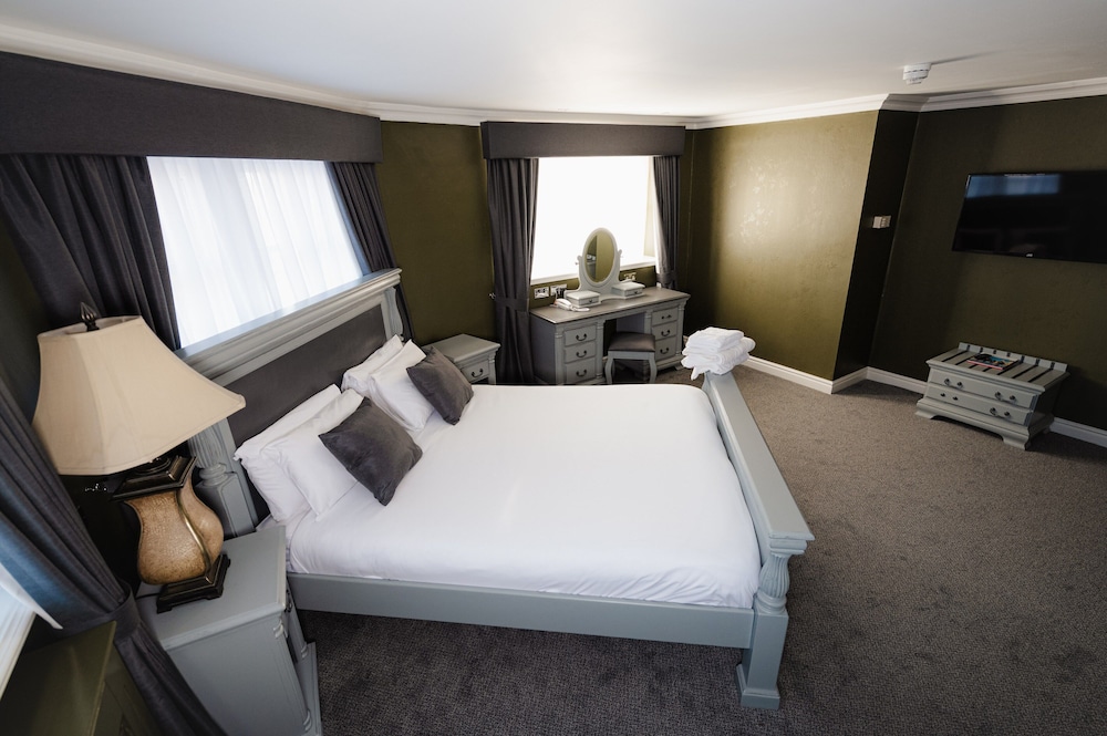 Sir Thomas Hotel