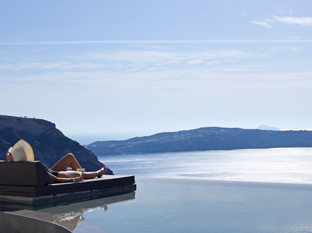 Lilium Hotel