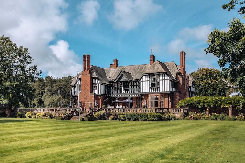 Inglewood Manor