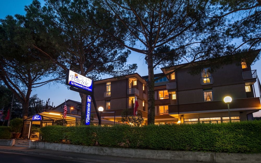 Hotel Frate Sole