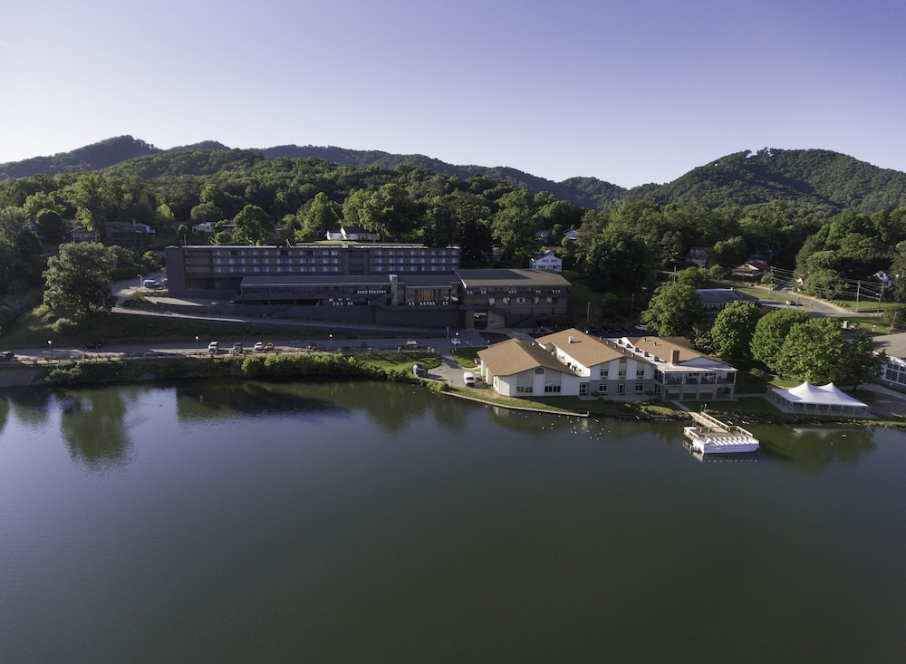 The Terrace at Lake Junaluska